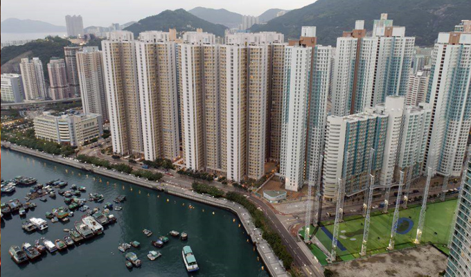 梁振英:樓市政策不會因美國加息而“減辣”