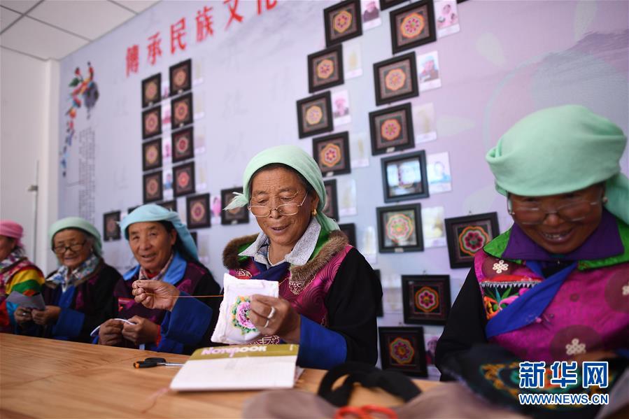 （集中連片特困地區(qū)貧困村調(diào)研行&middot;圖文互動）（3）搬下山天地寬　真脫貧笑開顏&mdash;&mdash;青海互助土族自治縣班彥村脫貧調(diào)查 