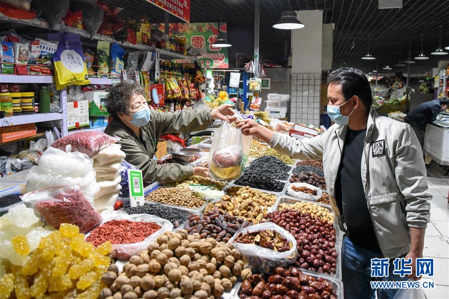 （決戰決勝脫貧攻堅&middot;圖文互動）（2）阿布都艾尼北上務工&ldquo;三級跳&rdquo;