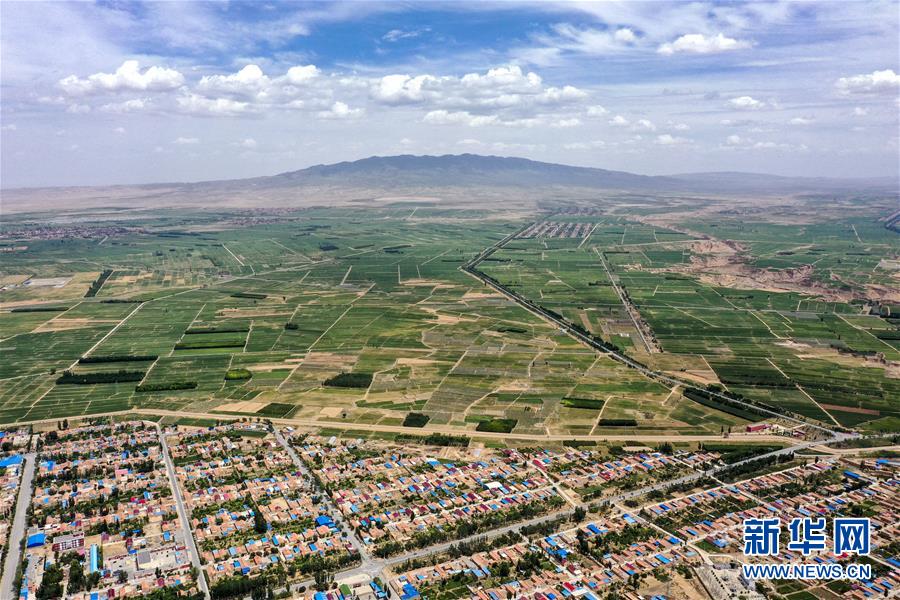 (新華全媒頭條·走向我們的小康生活·圖文互動)(3)23萬人的命運轉折——我國最大易地生態移民安置區的脫貧密碼