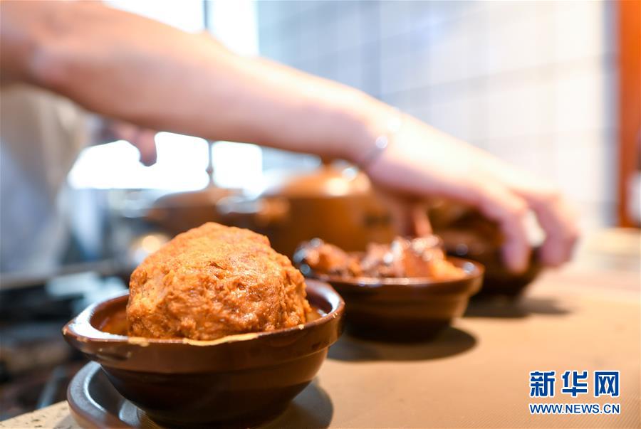 (在習近平新時代中國特色社會主義思想指引下——新時代新作為新篇章·習近平總書記關切事·圖文互動)(7)珍惜盤中餐,狠剎浪費風——各地積極行動堅決制止餐飲浪費