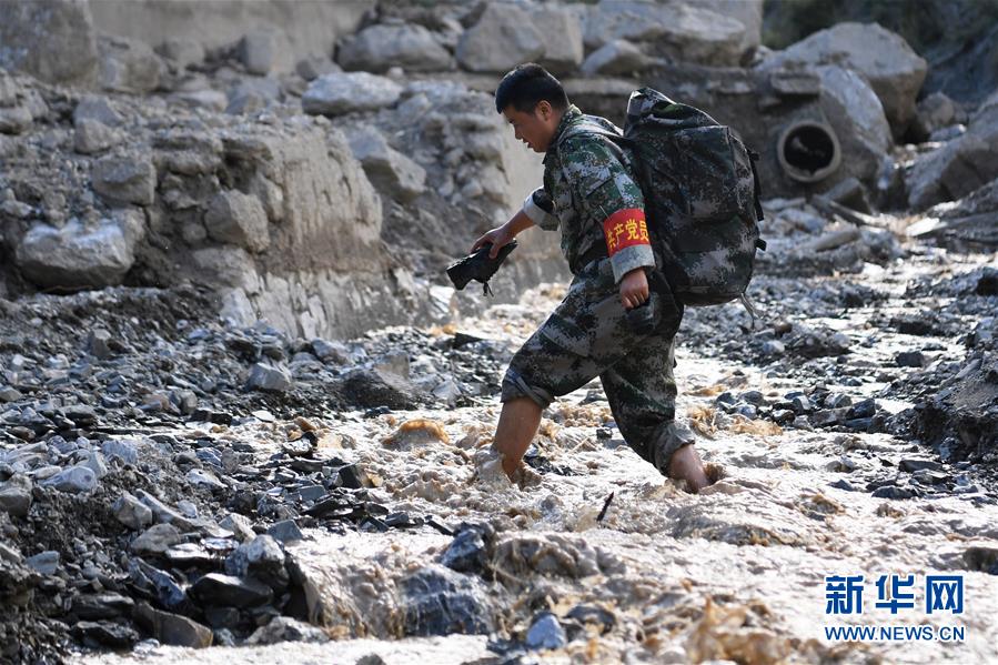 （防汛抗洪&middot;圖文互動）（12）七夕前夜，為莫諾村架起&ldquo;生命之橋&rdquo;