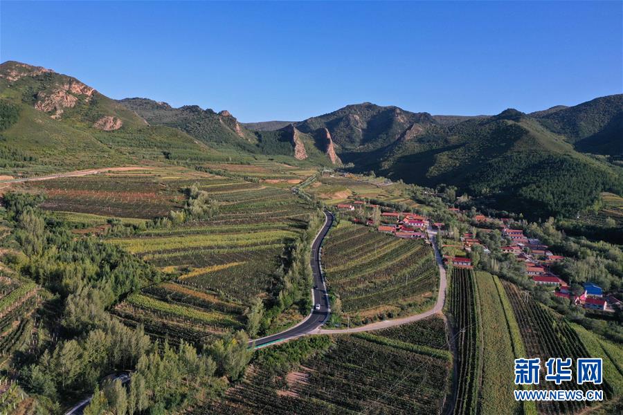 （集中連片特困地區貧困村調研行&middot;圖文互動）（5）又整新鞍馬蹄輕&mdash;&mdash;內蒙古喀喇沁旗馬鞍山村脫貧調查