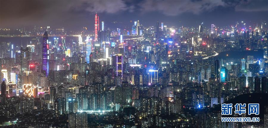 （新華全媒頭條&middot;圖文互動）（18）偉大旗幟引領歷史巨變&mdash;&mdash;習近平新時代中國特色社會主義思想指引&ldquo;十三五&rdquo;經濟社會發展述評