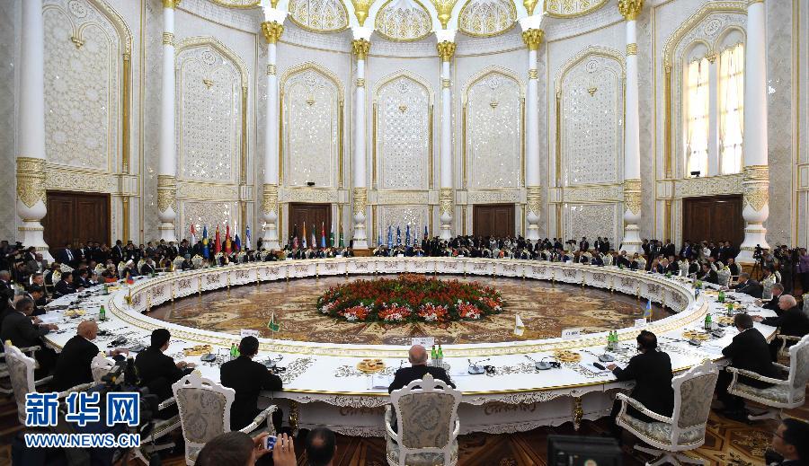 9月12日,上海合作組織成員國元首理事會第十四次會議在塔吉克斯坦首都杜尚別舉行。國家主席習近平出席會議并發表重要講話。新華社記者馬占成攝 9月12日,上海合作組織成員國元首理事會第十四次會議在塔吉克斯坦首都杜尚別舉行。國家主席習近平出席會議并發表重要講話。新華社記者馬占成攝