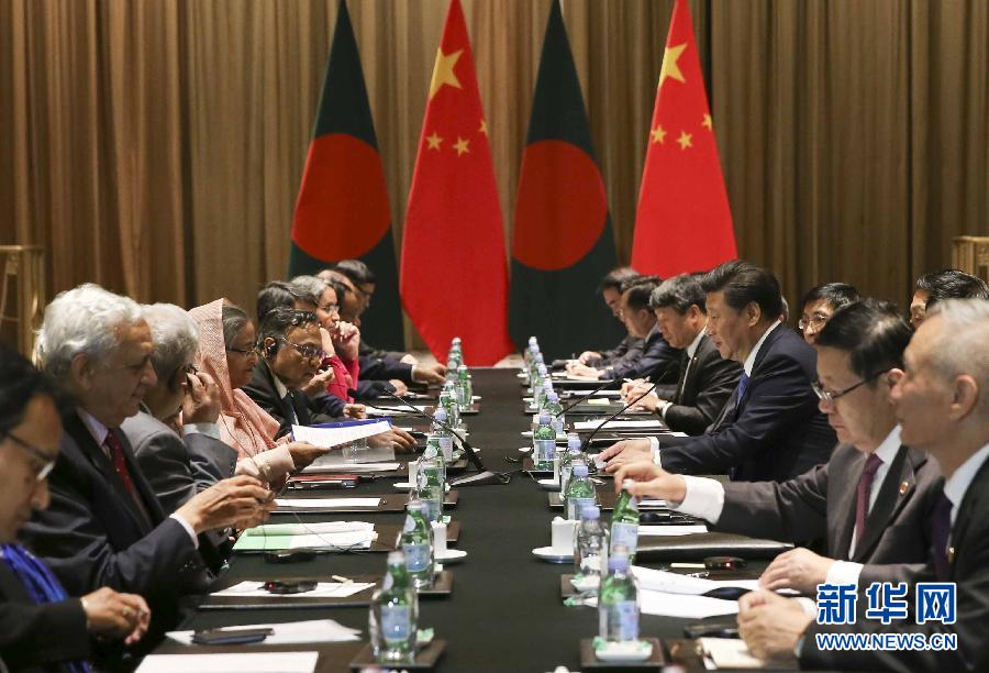 9月26日,國家主席習近平在紐約會見孟加拉國總理哈西娜。新華社記者蘭紅光攝 9月26日,國家主席習近平在紐約會見孟加拉國總理哈西娜。新華社記者蘭紅光攝