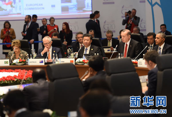 11月15日,國家主席習近平在土耳其安塔利亞出席二十國集團領導人第十次峰會第一階段會議。 新華社記者李學仁攝 11月15日,國家主席習近平在土耳其安塔利亞出席二十國集團領導人第十次峰會第一階段會議。 新華社記者李學仁攝