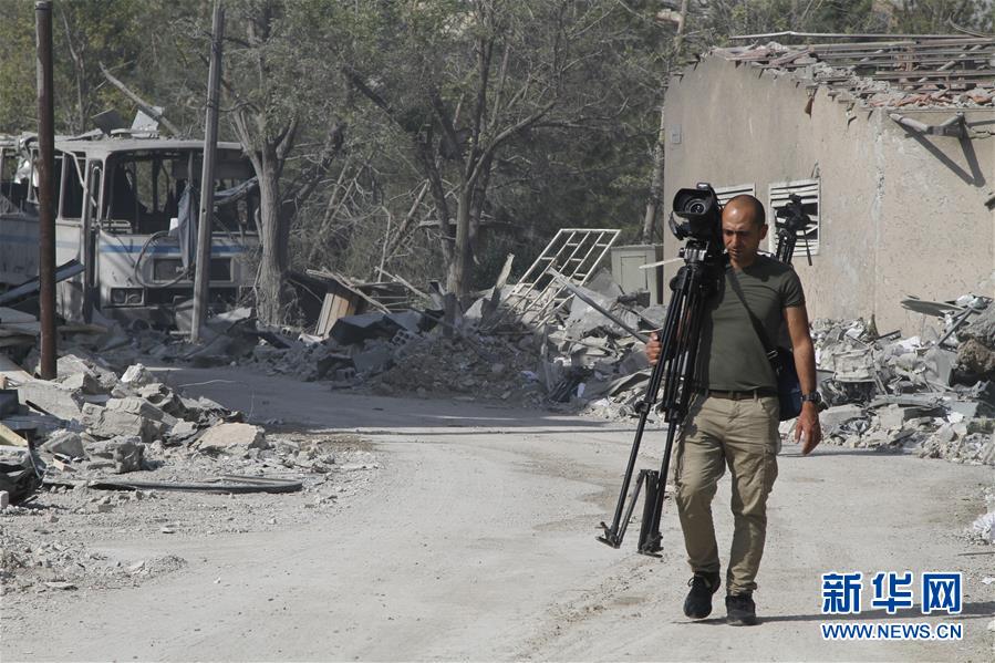 （國(guó)際&middot;圖文互動(dòng)）（1）假如真有化武，我們?cè)趺纯赡苓€站在這里？&mdash;&mdash;來(lái)自敘利亞人的追問(wèn)