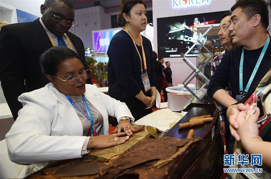 （新華全媒頭條&middot;圖文互動）（8）共享中國機遇 共創美好未來&mdash;&mdash;聆聽首屆中國國際進口博覽會上的開放發展奏鳴曲  